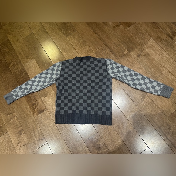 🎉BUNDLE 10 for $30🎉 GAP Kids Black and Gray Checkered Cardigan Sweater - Picture 5 of 5